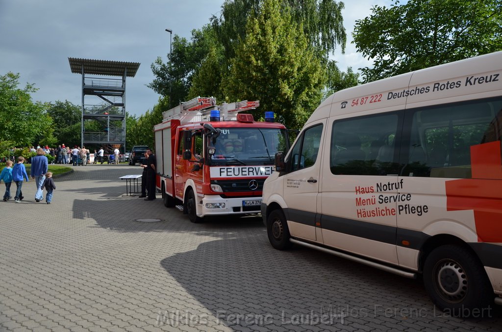 Tag der Offenen Tuer BF Koeln Weidenpesch Scheibenstr P017.JPG